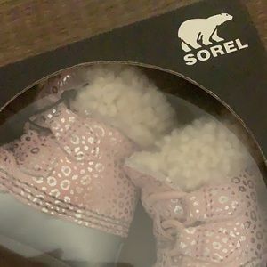 Sorel baby boots